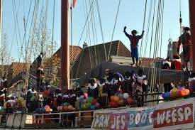 19-10-25-sinterklaas-in-weesp