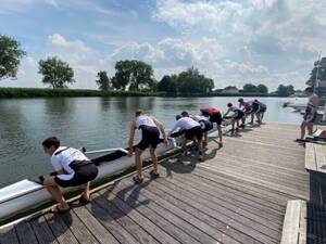 21-07-04-8-in-het-water