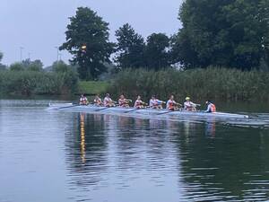 21-08-21-8-naar-muiden-roeien